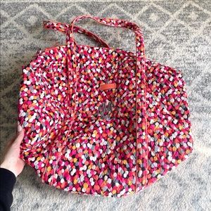 Like New! Large Vera Bradley Duffle Bag - pink orange and white polka dots